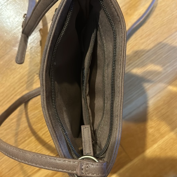 Atmosphere Crossbody bag - Picture 3 of 3